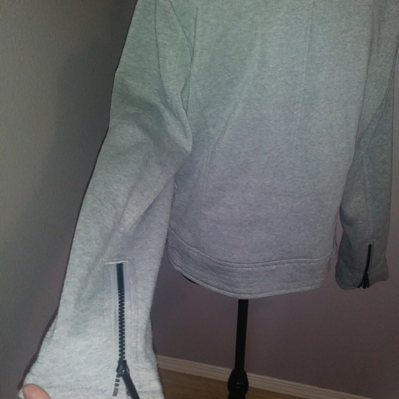 Yoki New York Outwear Jacket - Picture 5 of 8